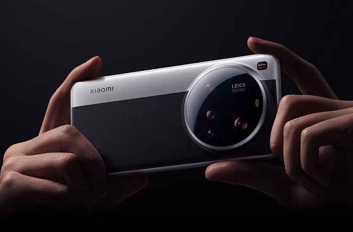 A fost lansat Xiaomi 15 Ultra, cu patru camere Leica 