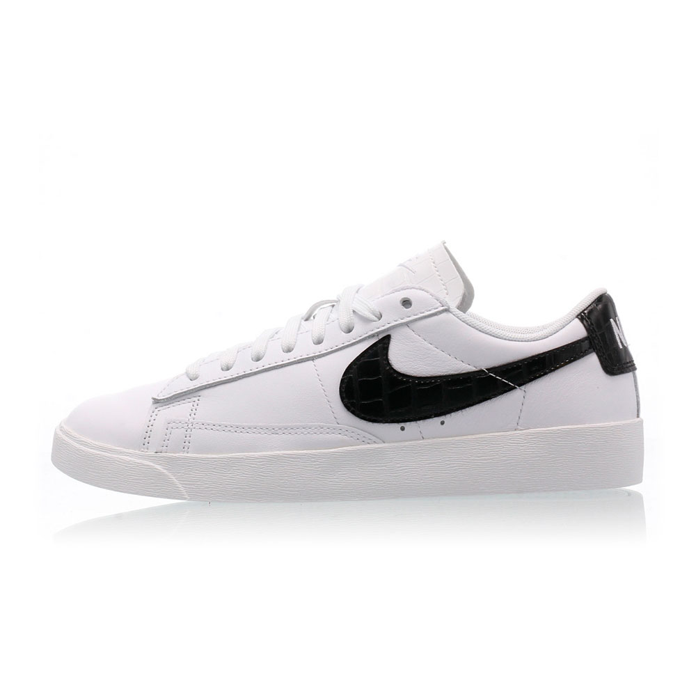 Кроссовки Nike W BLAZER LOW / Женский / 38.5 / Белый/Черный photo 1