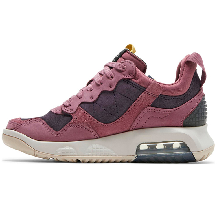 Кроссовки Nike WMNS JORDAN MA2 photo Кроссовки Nike WMNS JORDAN MA2 photo