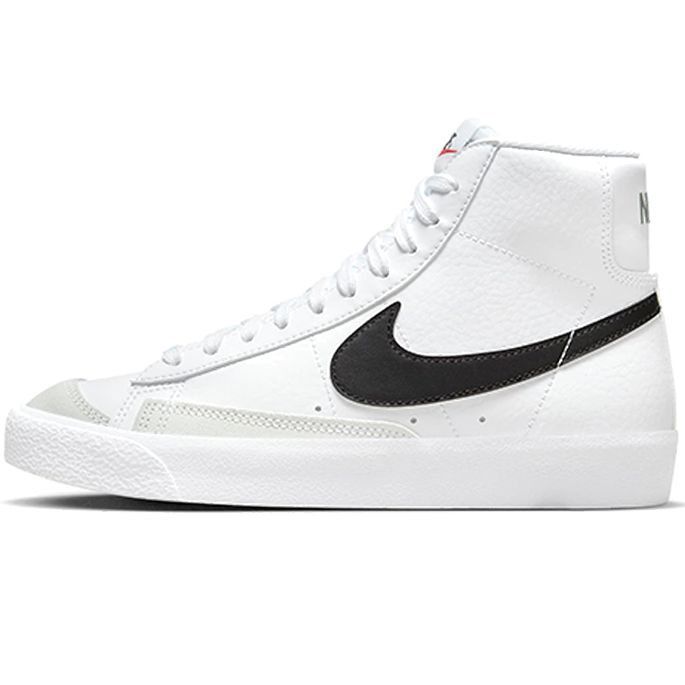Incaltaminte Sport Nike BLAZER MID 77 (GS) pt Barbati / 39 / Alb photo 1 Incaltaminte Sport Nike BLAZER MID 77 (GS) pt Barbati / 39 / Alb photo 1