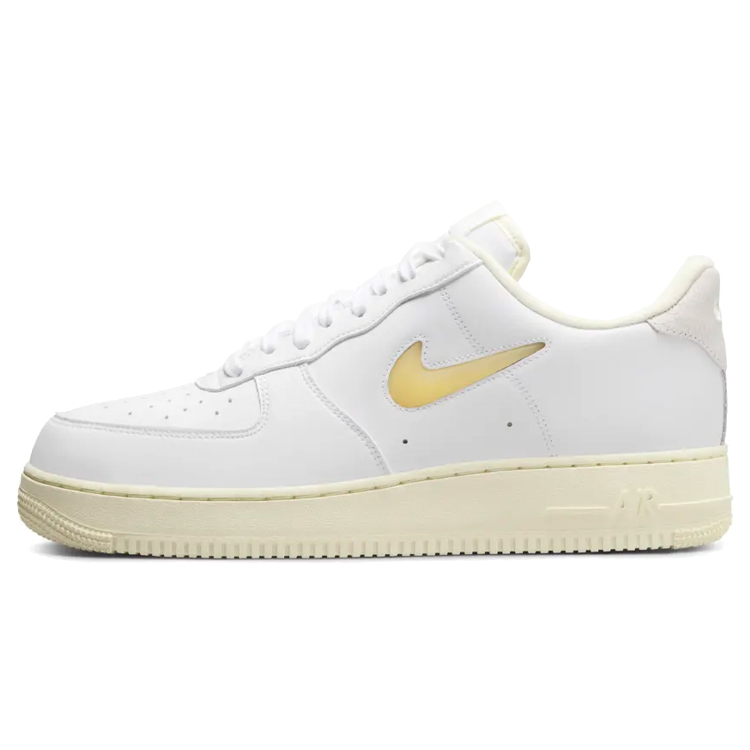 Кроссовки Nike AIR FORCE 1 07 LX / Мужской / 44 / Белый photo 1 Кроссовки Nike AIR FORCE 1 07 LX / Мужской / 44 / Белый photo 1