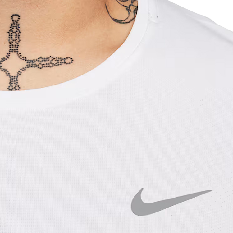 Мужская Толстовка Nike M NK DF UV MILER TOP LS L Белый photo 3