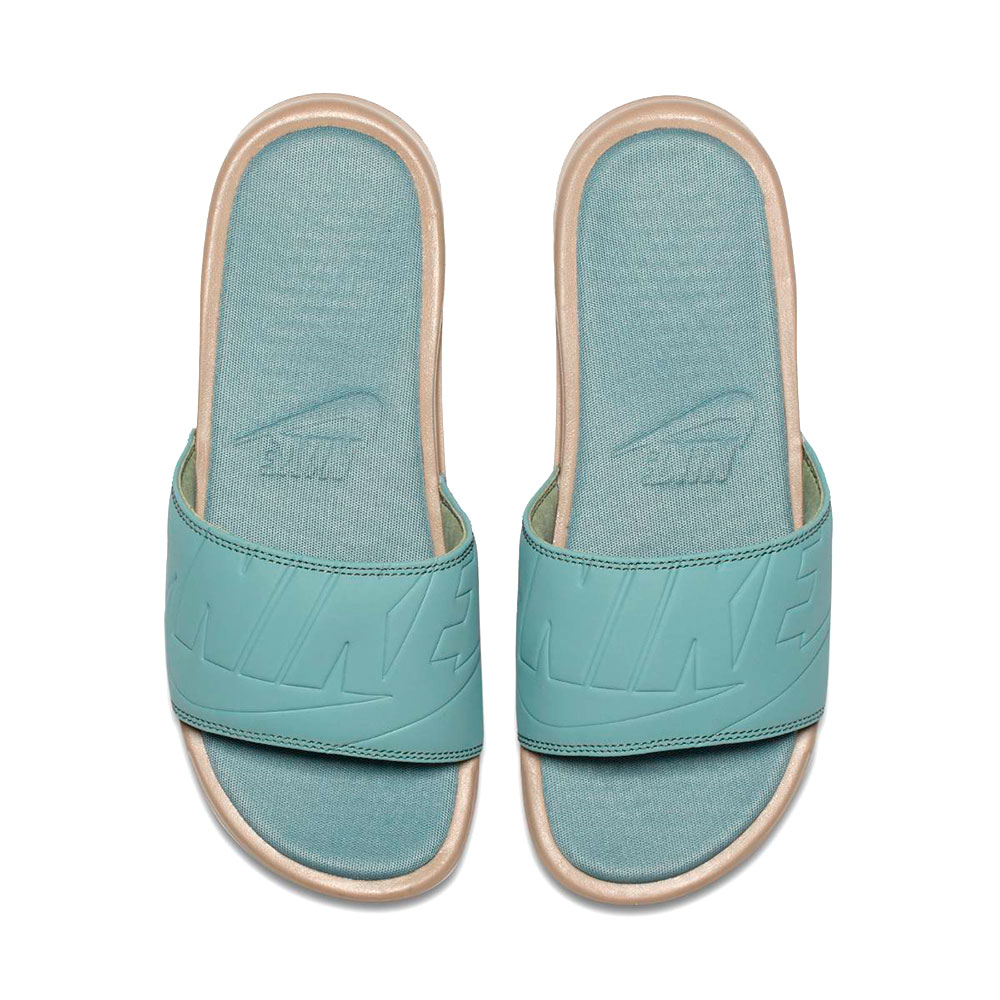 Шлепанцы Nike BENASSI JDI ULTRA SE photo Шлепанцы Nike BENASSI JDI ULTRA SE photo