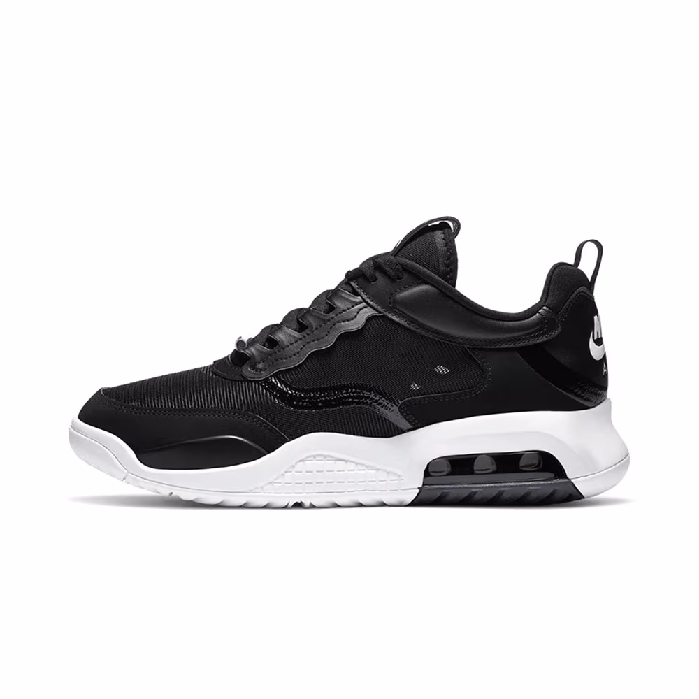 Кроссовки Nike JORDAN MAX 200