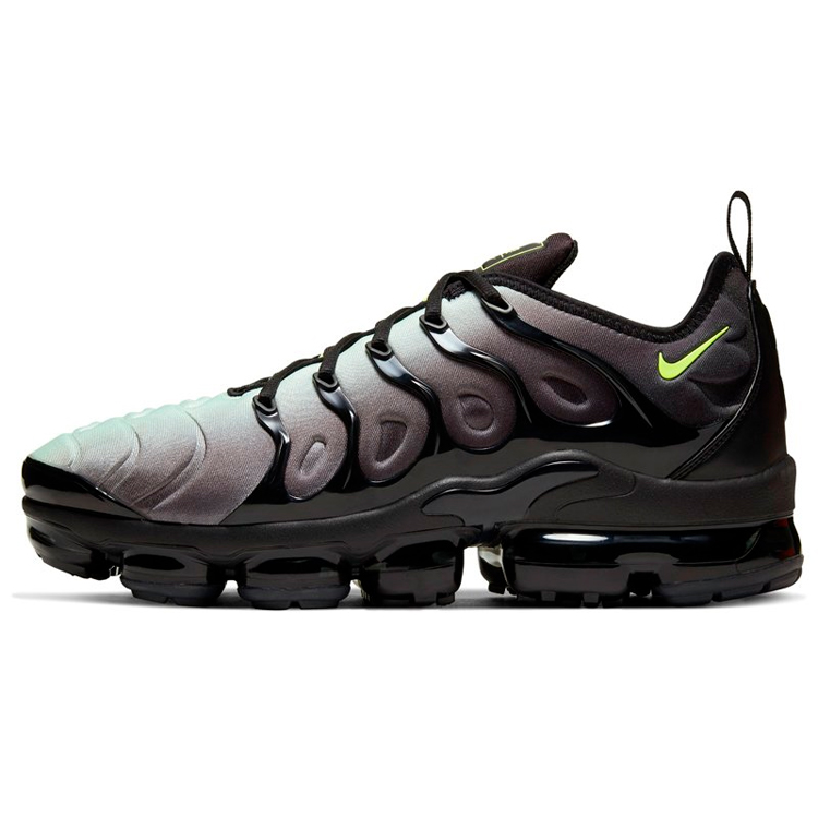 Кроссовки Nike AIR VAPORMAX PLUS / Мужской / 42 / Черный photo 1 Кроссовки Nike AIR VAPORMAX PLUS / Мужской / 42 / Черный photo 1