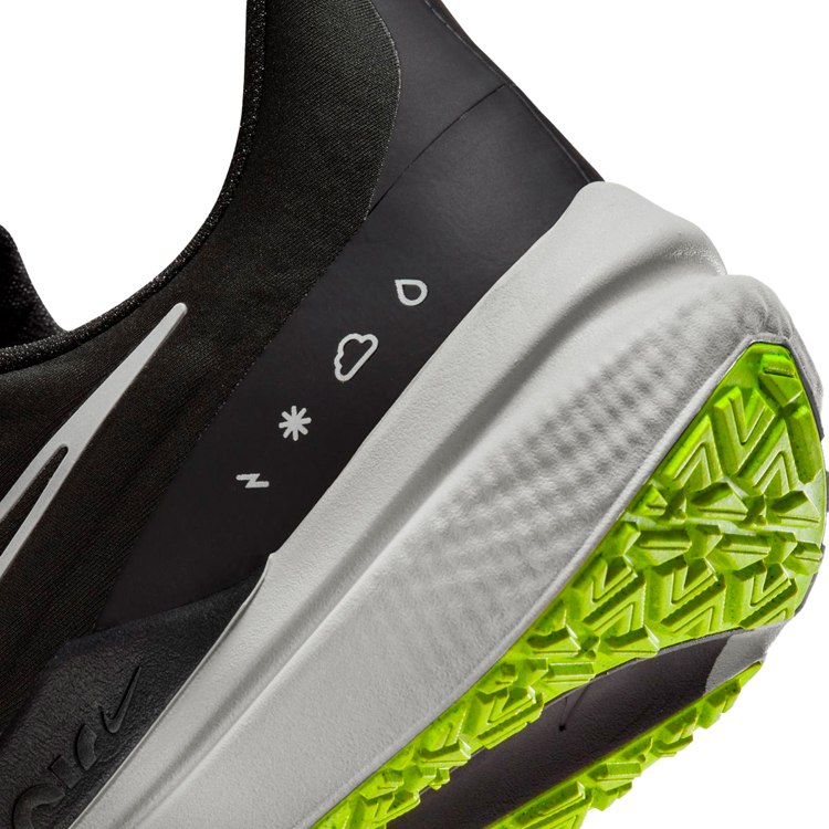 Incaltaminte Sport Nike AIR WINFLO 9 SHIELD pt Barbati / 47 / Negru-alb photo 7