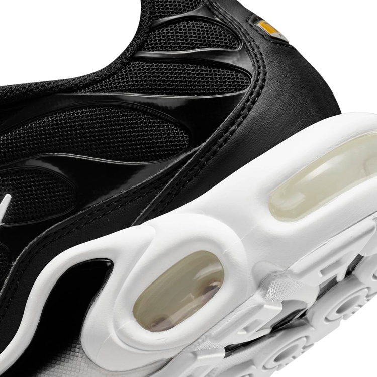 Кроссовки Nike WMNS AIR MAX PLUS / Женский / 39 / Черный photo 3