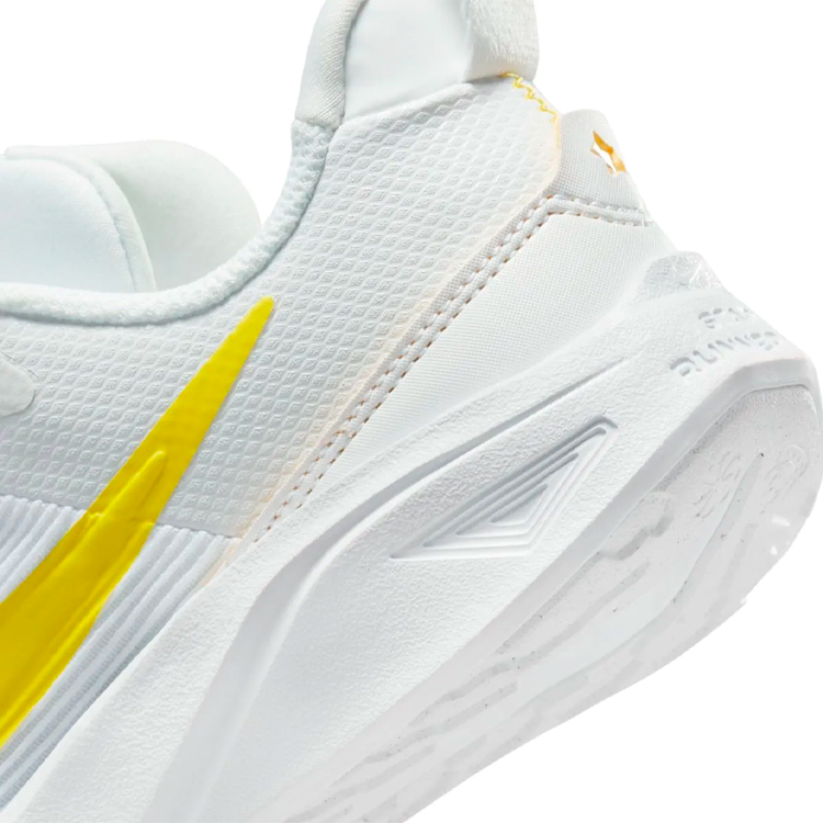 Incaltaminte Sport Nike STAR RUNNER 4 NN (PS) pt Femei / 33.5 / Alb photo 5
