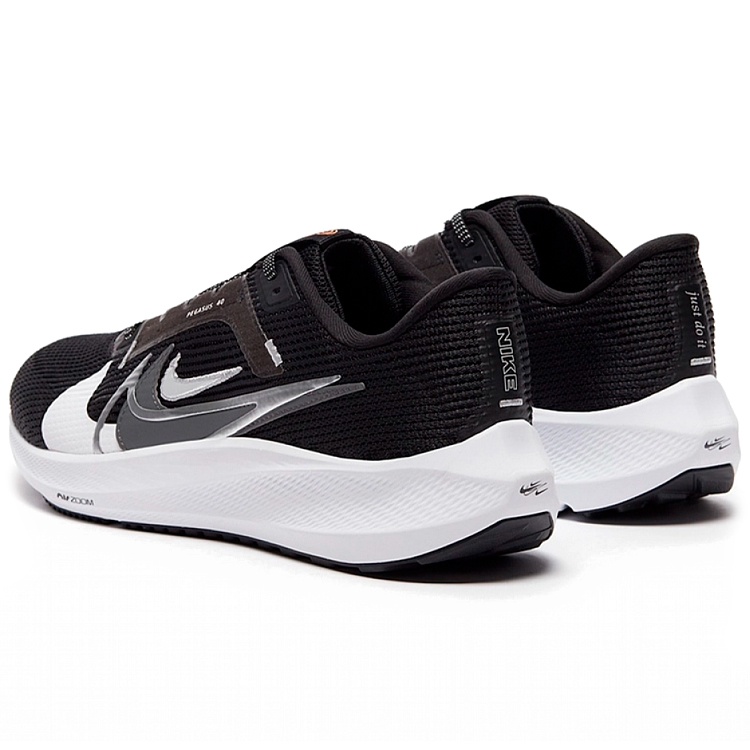 Кроссовки Nike ZOOMX INVINCIBLE RUN FK3 / Мужской / 45.5 / Черный/Белый photo 5