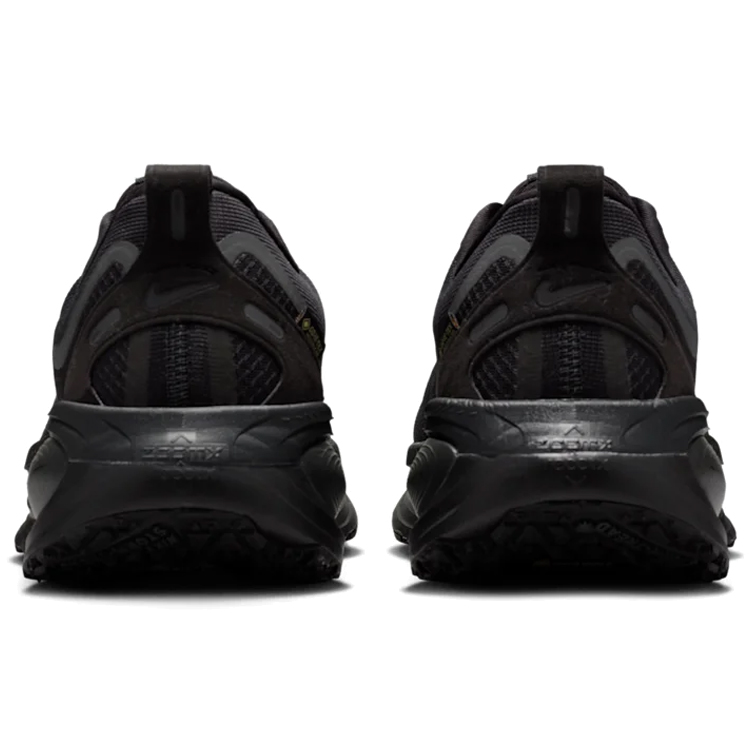 Кроссовки Nike VOMERO 18 GTX photo 5