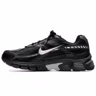 Кроссовки Nike INITIATOR