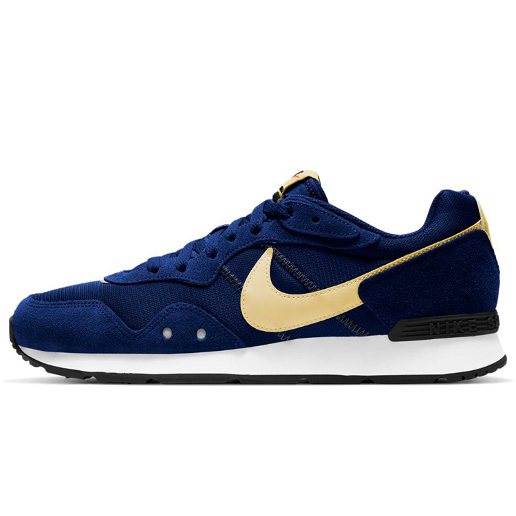 Кроссовки Nike VENTURE RUNNER photo Кроссовки Nike VENTURE RUNNER photo