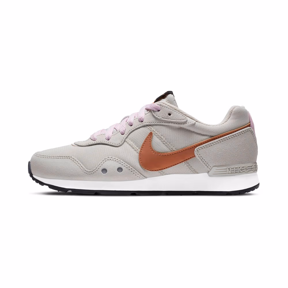 Кроссовки Nike WMNS VENTURE RUNNER