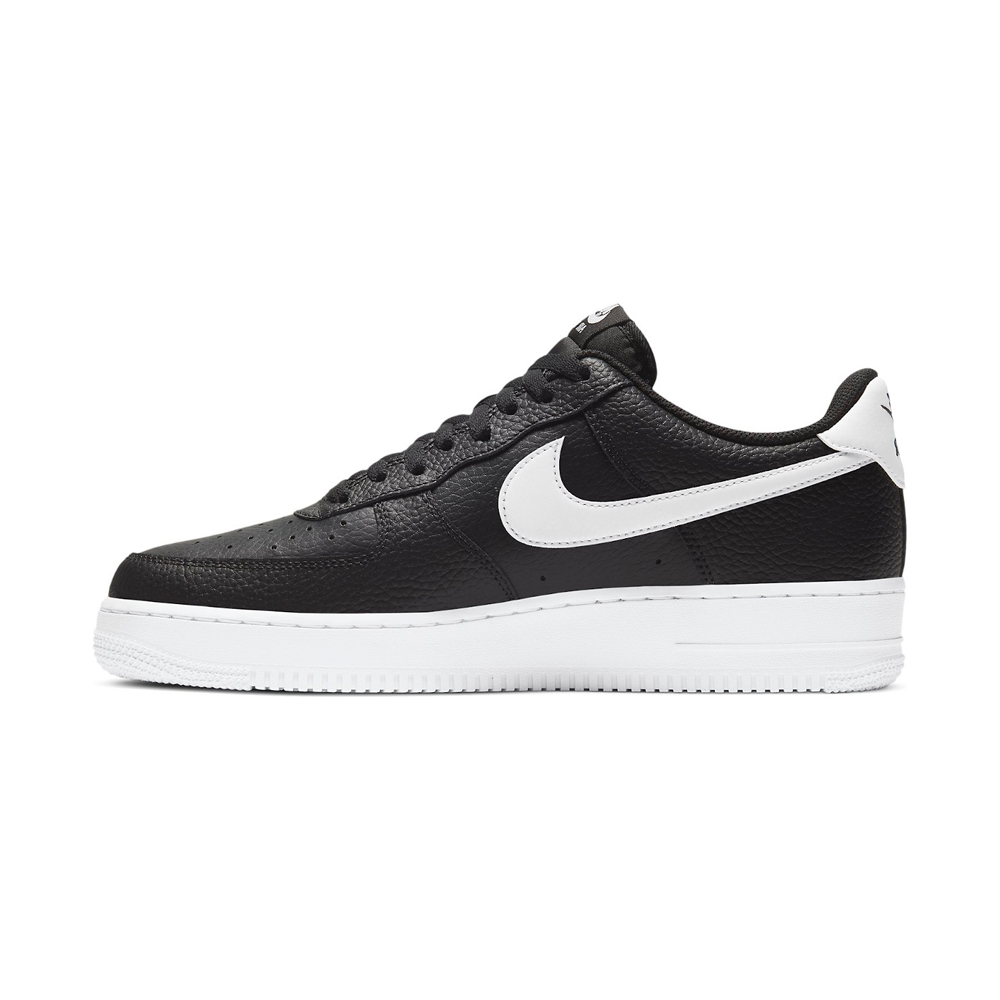 Кроссовки Nike AIR FORCE 1 07 / Мужской / 44.5 / Черный photo 1 Кроссовки Nike AIR FORCE 1 07 / Мужской / 44.5 / Черный photo 1