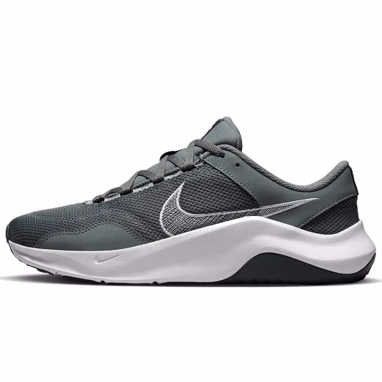Кроссовки Nike M LEGEND ESSENTIAL 3
