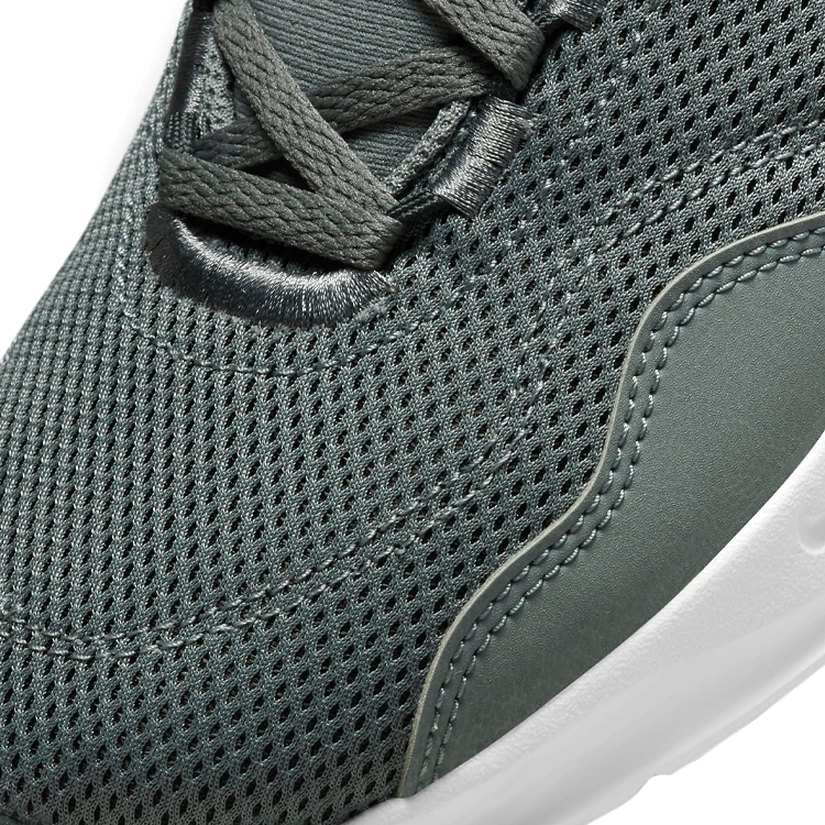 Кроссовки Nike M LEGEND ESSENTIAL 3 / Мужской / 42.5 / Серый photo 3