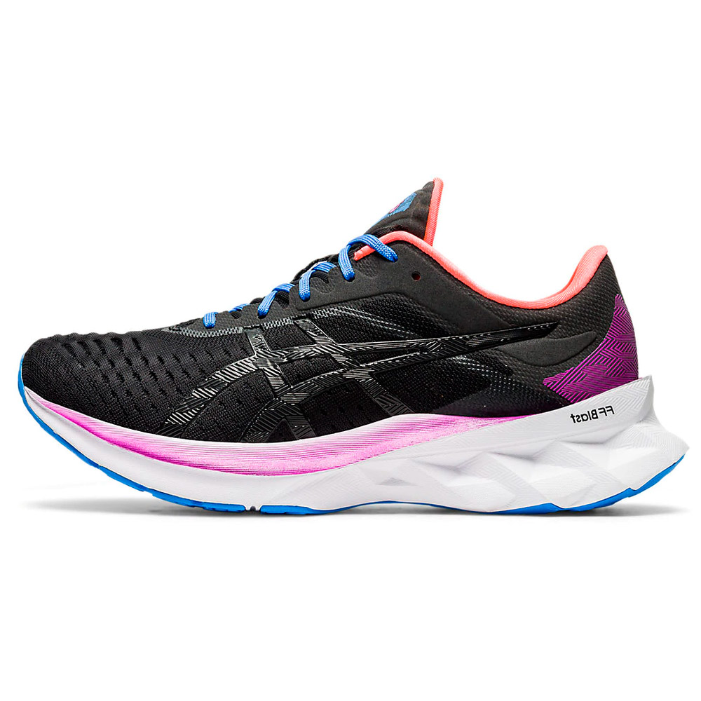 Кроссовки Asics NOVABLAST / Женский / 41.5 / Черный photo 1