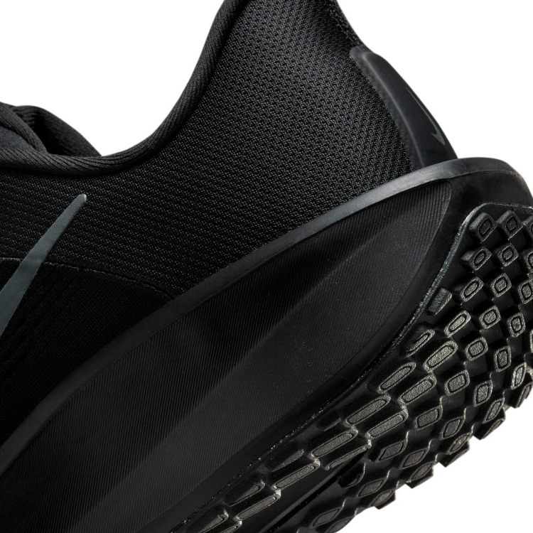 Кроссовки Nike QUEST 6 / Мужской / 43 / Черный photo 5
