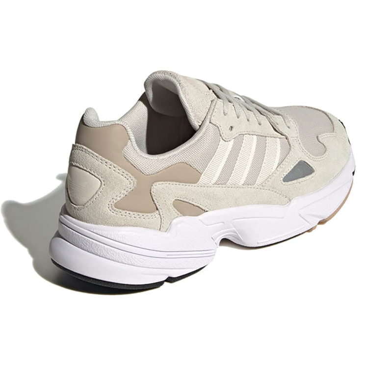Кроссовки Adidas FALCON W / Женский / 38 / Бежевый photo 4