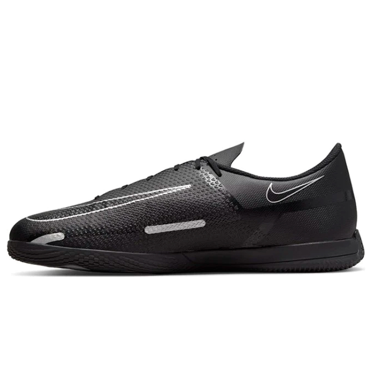 Бутсы Nike PHANTOM GT2 CLUB IC photo Бутсы Nike PHANTOM GT2 CLUB IC photo