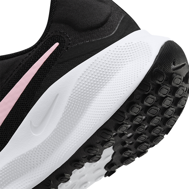 Кроссовки Nike W REVOLUTION 7 / Женский / 36.5 / Черный photo 3