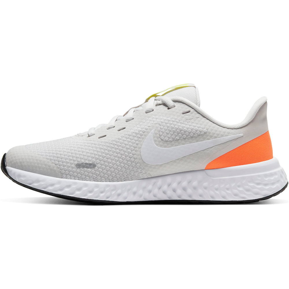 Кроссовки Nike REVOLUTION 5 GS photo Кроссовки Nike REVOLUTION 5 GS photo