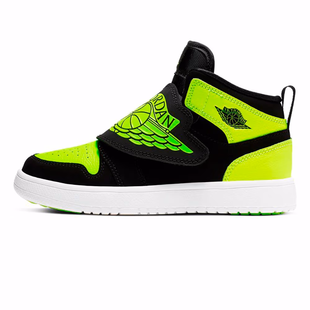 Кроссовки Nike SKY JORDAN 1 (PS)