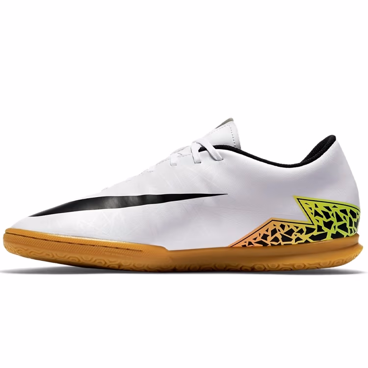 Ghete p/u fotbal Nike HYPERVENOM PHADE II IC