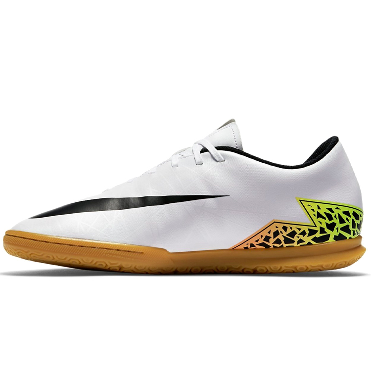 Бутсы Nike HYPERVENOM PHADE II IC photo 