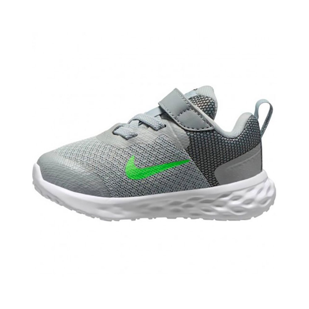 Кроссовки Nike REVOLUTION 6 NN (TDV) photo Кроссовки Nike REVOLUTION 6 NN (TDV) photo