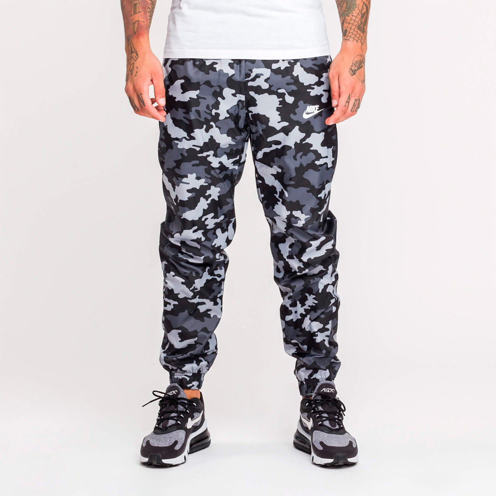 Брюки Nike CE PANT CF WVN TRK CAMO XL Черный Мужской photo 4