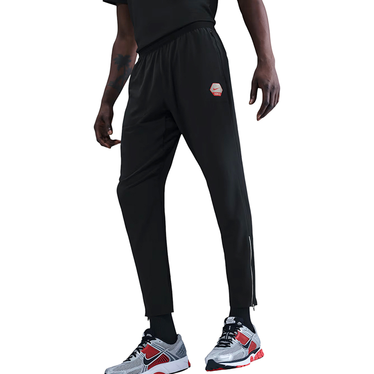 Брюки Nike M NSW CS RUN PANT photo Брюки Nike M NSW CS RUN PANT photo