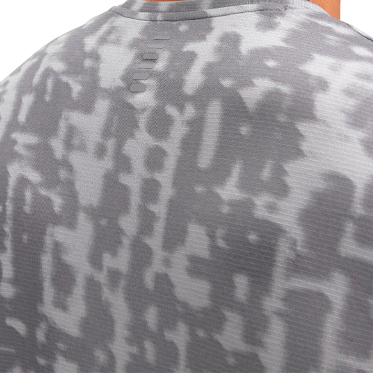 Tricou bărbătesc Under Armour UA LAUNCH PRINTED SS L Gri photo 2