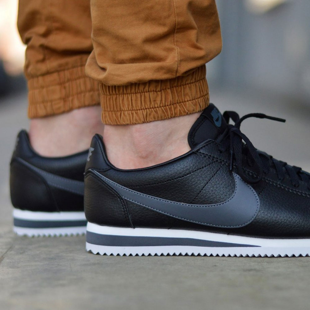 Кроссовки Nike CLASSIC CORTEZ LEATHER / Мужской / 45 / Черный photo 3