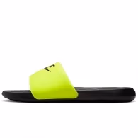 Slapi Nike VICTORI ONE SLIDE