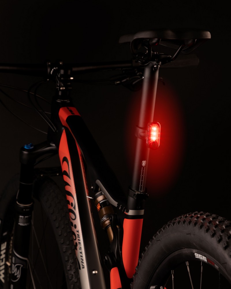 Fara spate Force PILL 12LM, 3 x LED, USB photo 4