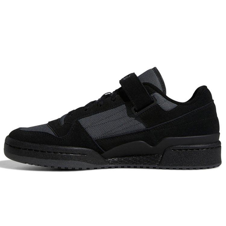 Кроссовки Adidas FORUM LOW / Мужской / 40.5 / Черный photo 1 Кроссовки Adidas FORUM LOW / Мужской / 40.5 / Черный photo 1