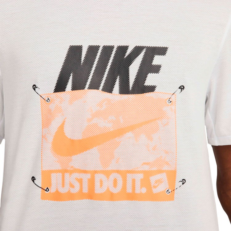 Tricou bărbătesc Nike M NK DF RUN ENERGY SS TOP M Alb photo 4