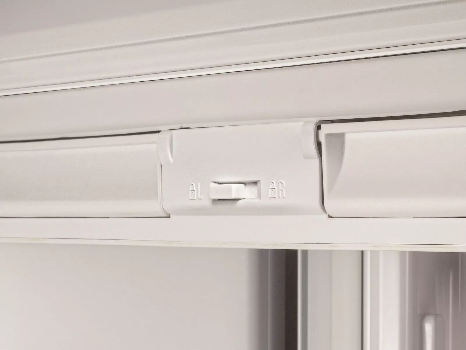 Frigider cu doua usi Liebherr IRCf 5121 Plus / 284 l / 177 cm / A+ / Inox photo 10