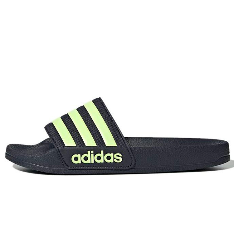Slapi Adidas ADILETTE SHOWER K photo 