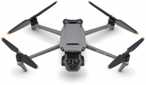 (957092) DJI Mavic 3 Pro FMC+Controller 5.5" - Portable Drone,DJI RC 5.5",48MP 4K/60fps 70mm eq.,20MP 5.1K/50fps 24mm eq.,12MP 4K/60fps 166mm eq. cams,f/2.8–f/11,max.6000m height/28km flight dist./75.6kmph speed,flight 43min,Bat5000mAh,958g (3 batteries,6 thumbnav 1