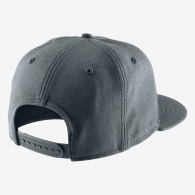  Nike  thumbnav 2