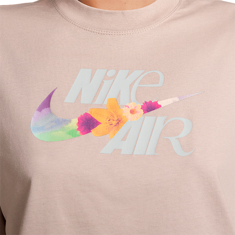 Tricou Nike W NSW TEE OC 3 BOXY S Bej Femei photo 3