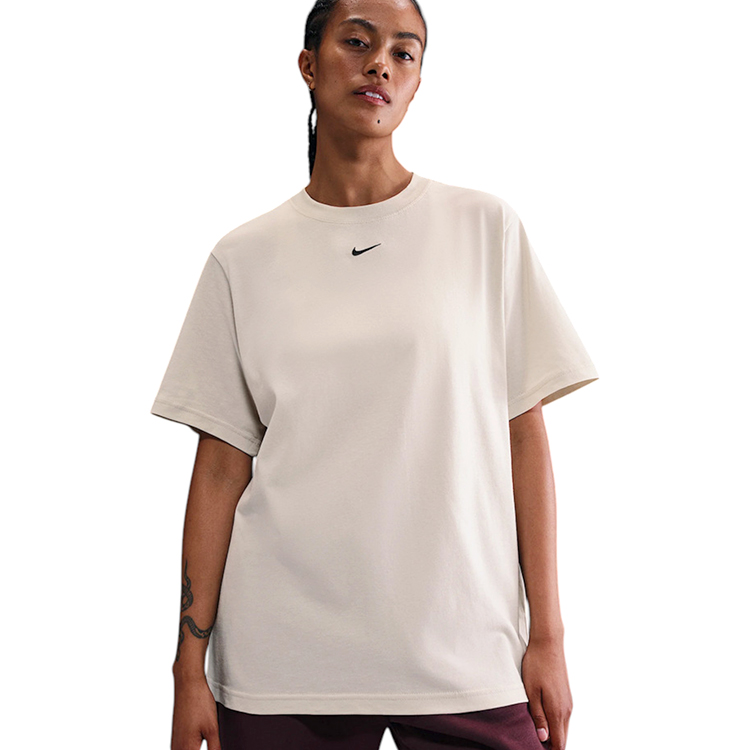 Tricou Nike W NSW TEE ESSNTL LBR S Maro Femei photo 1