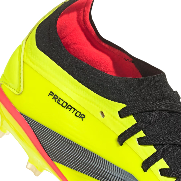 Ghete pentu fotbal Adidas PREDATOR PRO FG pt Barbati / 42.5 / Galben photo 5