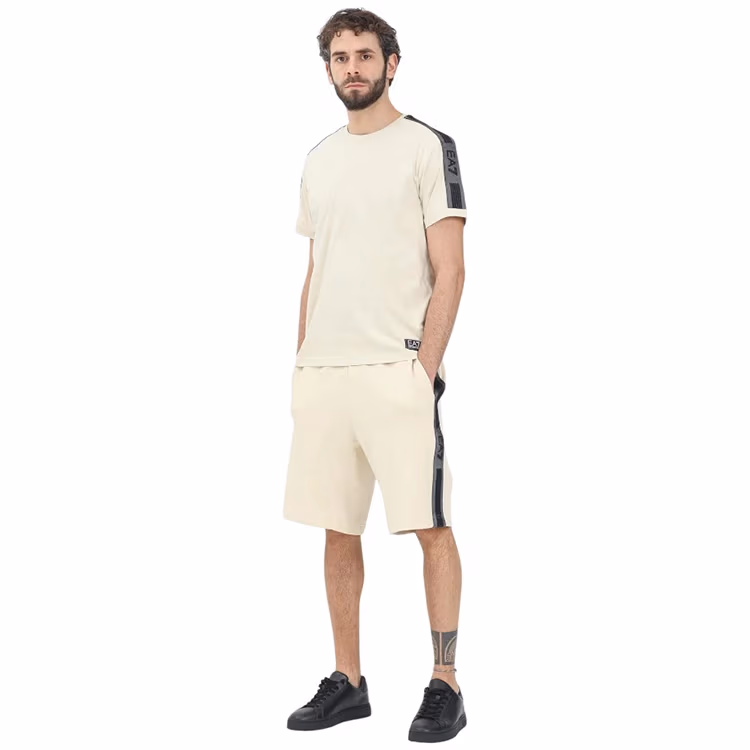 Sorti EA7 EMPORIO ARMANI TRAIN LOGO SERIES M TAPE BERMU 