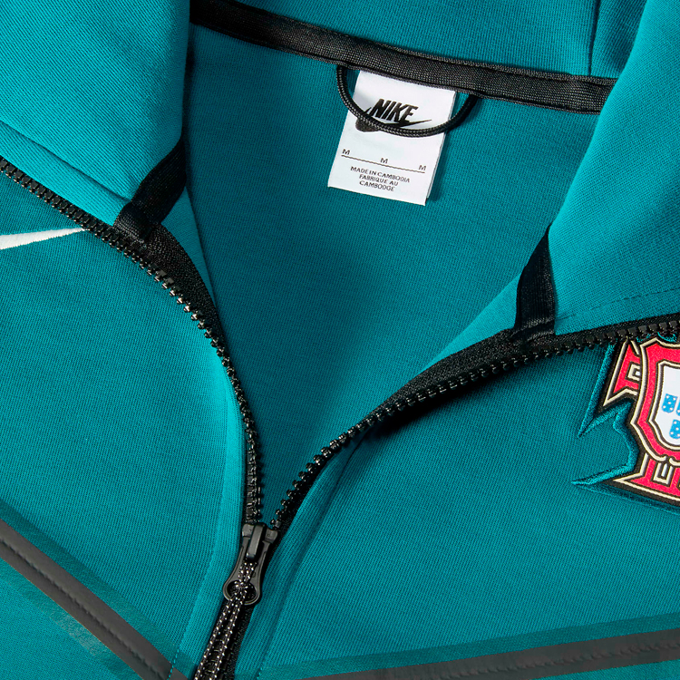 Мужская Толстовка Nike FPF NSW TCH FLC HOODIE FZ WR M Зеленый photo 4