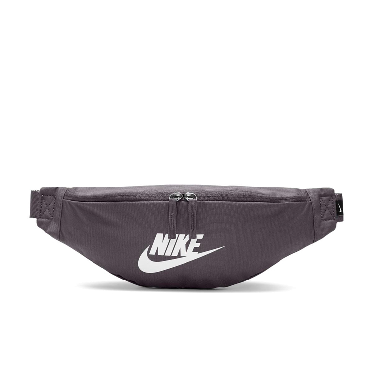 Geanta pe brau Nike COURT BOROUGH LOW photo Geanta pe brau Nike COURT BOROUGH LOW photo