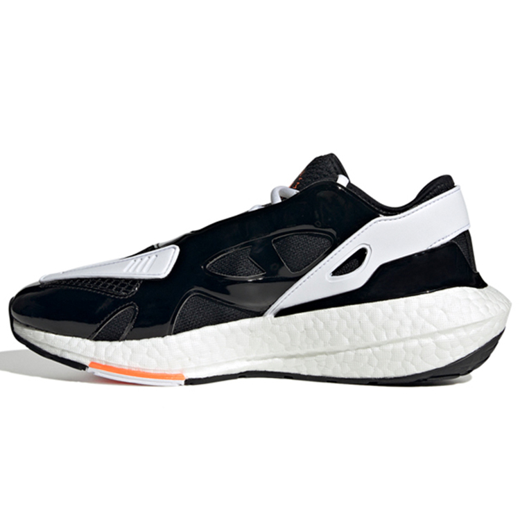 Кроссовки Adidas aSMC ULTRABOOST 22 photo Кроссовки Adidas aSMC ULTRABOOST 22 photo