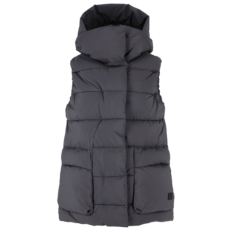 Vesta Outventure Vest W photo Vesta Outventure Vest W photo